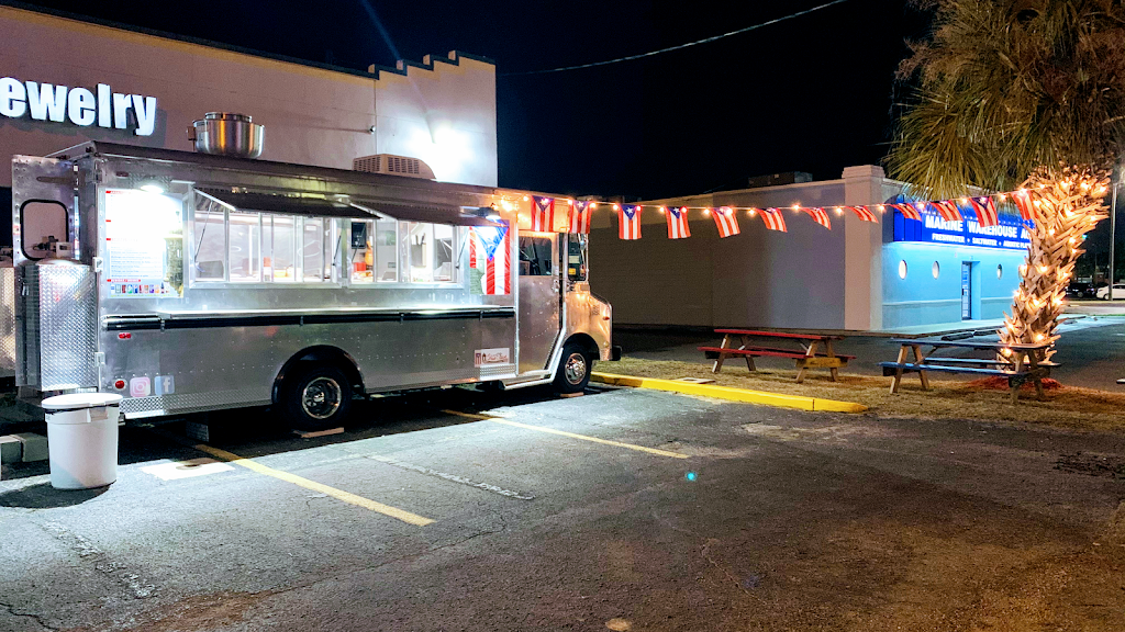 En Mi Viejo San Juan | restaurant | 8025 W Hillsborough Ave, Tampa, FL 33615, USA | 7738750538 OR +1 773-875-0538