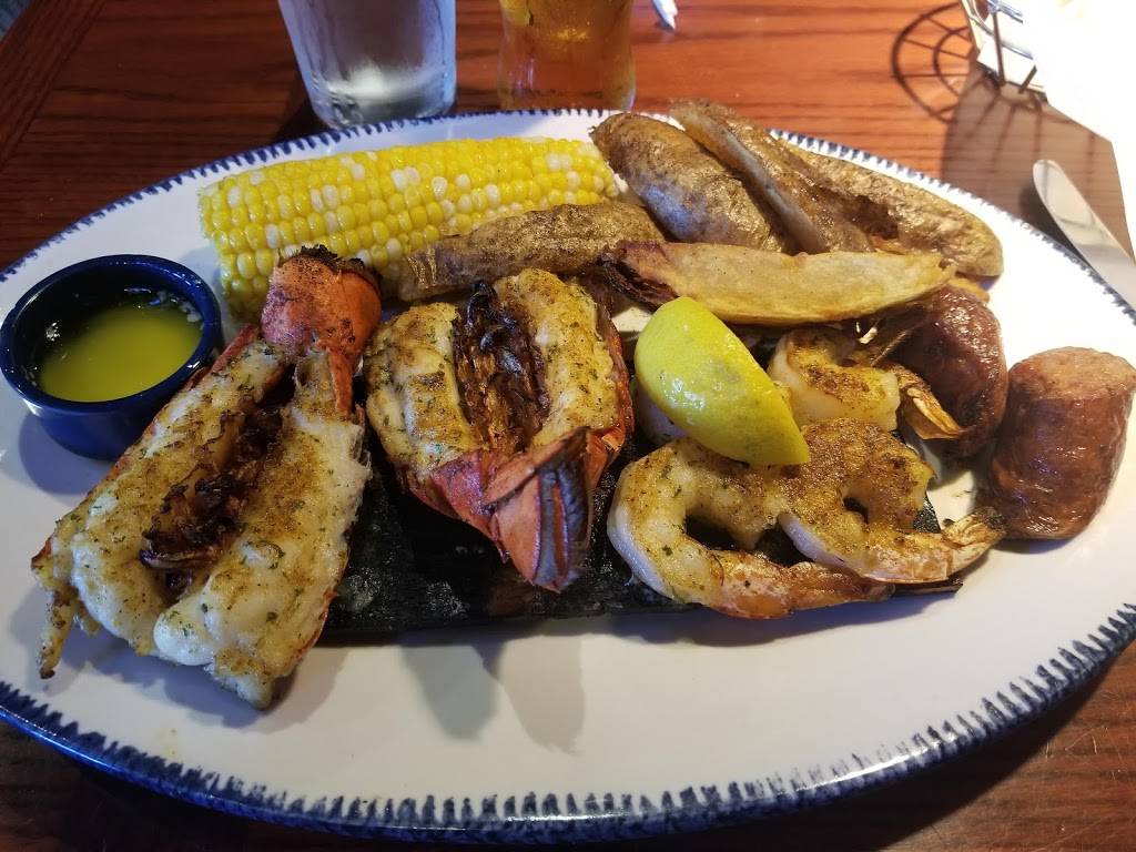 Red Lobster | restaurant | 3700 Park Sierra Dr, Riverside, CA 92505, USA | 9516872500 OR +1 951-687-2500