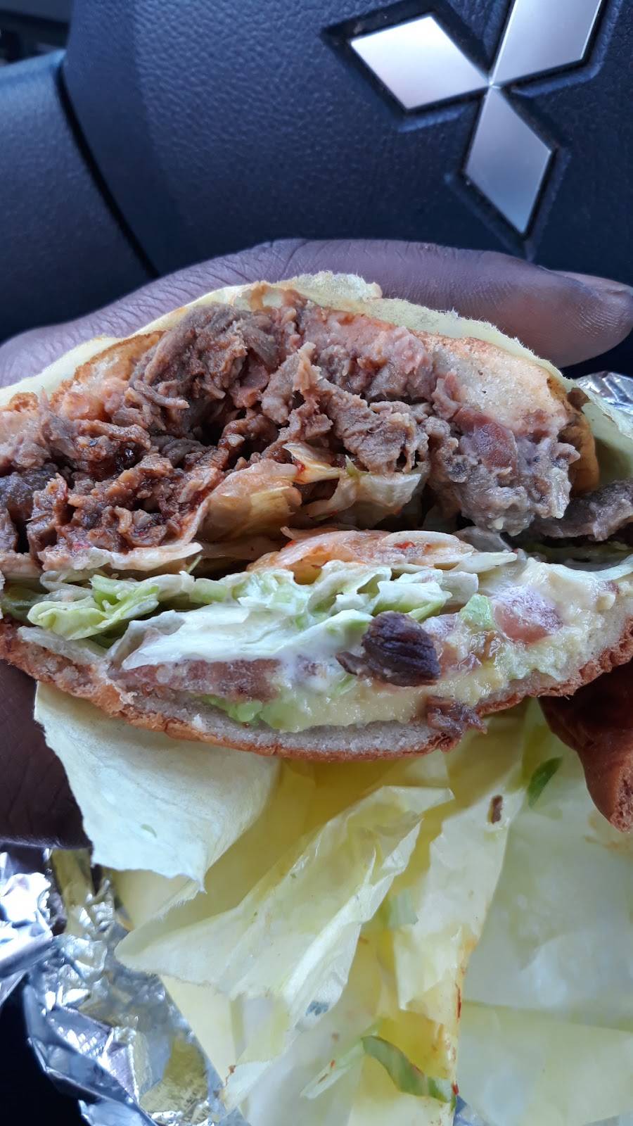 Taco La Villa | restaurant | 810 Chester Ave, Bakersfield, CA 93301, USA | 6613360483 OR +1 661-336-0483