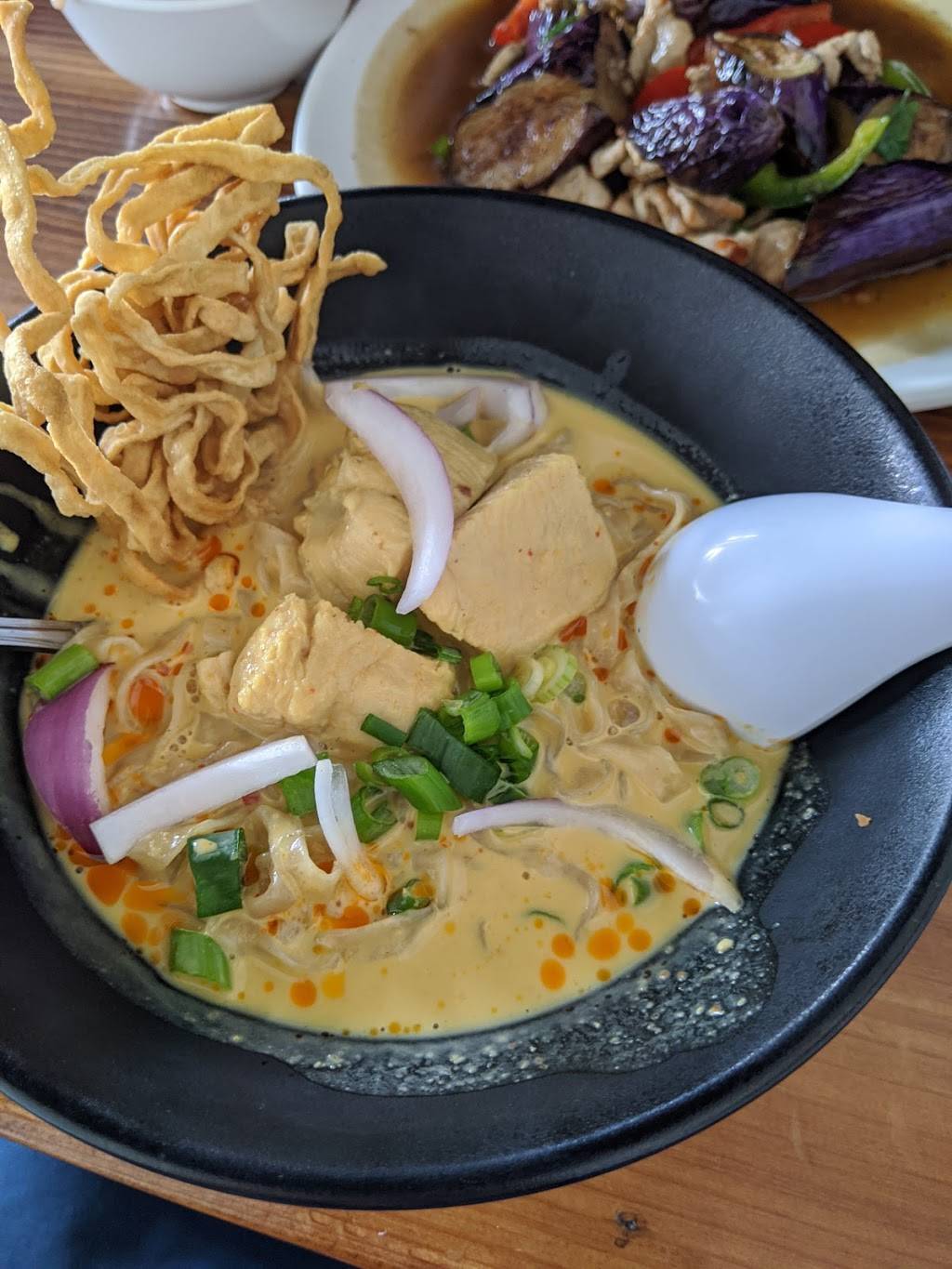 Papas Thai Cafe | restaurant | 1308 Monterey St, San Luis Obispo, CA 93401, USA | 8054392898 OR +1 805-439-2898