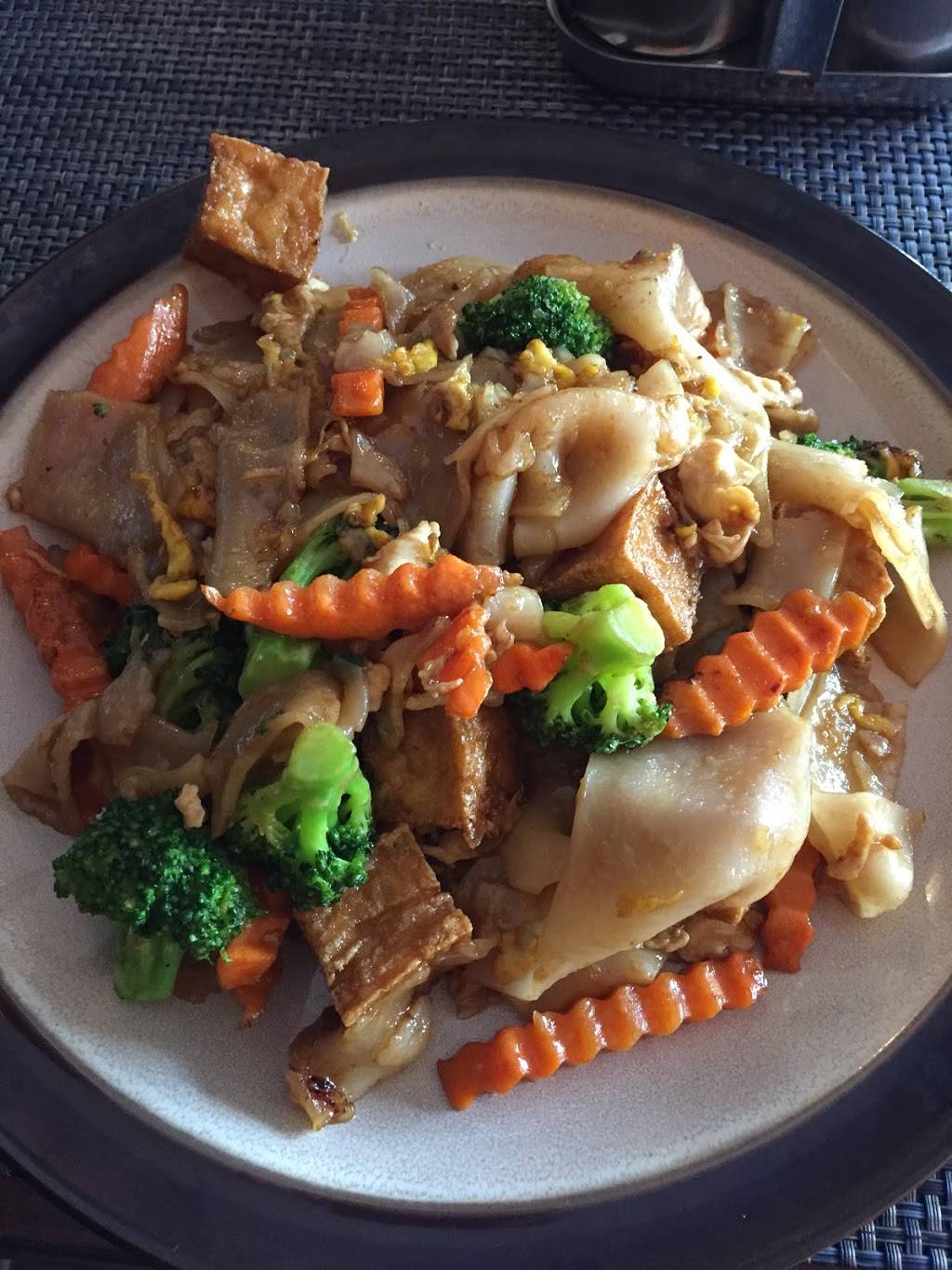 Thantawan Thai Restaurant | meal takeaway | 7 Broadway Rd, Dracut, MA 01826, USA | 9782759902 OR +1 978-275-9902