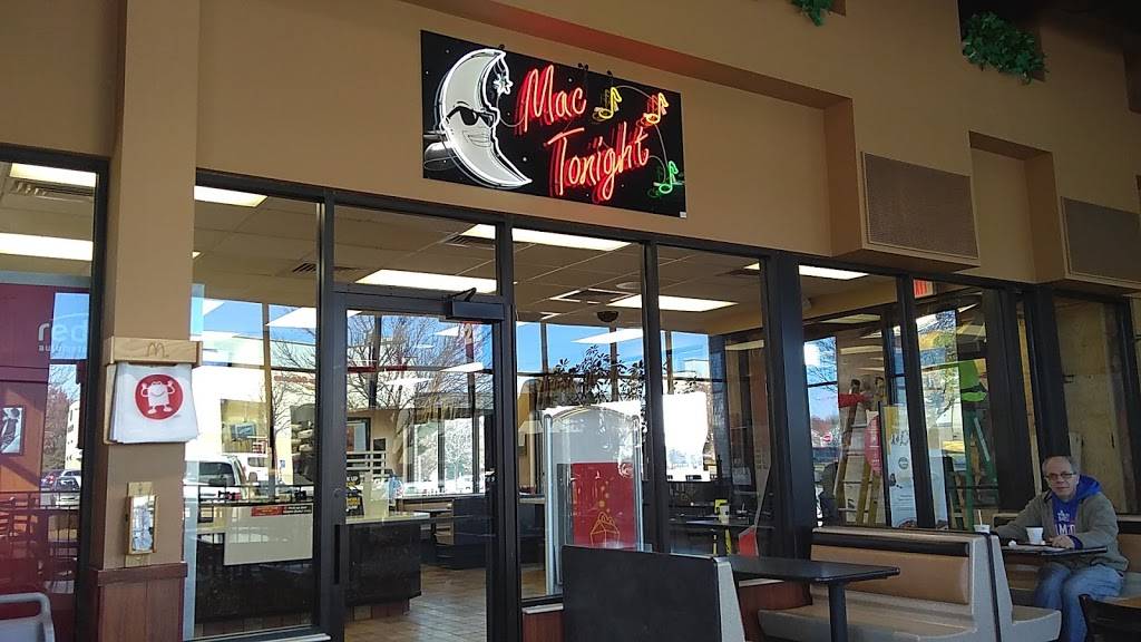 McDonalds | cafe | 8750 W 135th St, Overland Park, KS 66223, USA | 9136858595 OR +1 913-685-8595