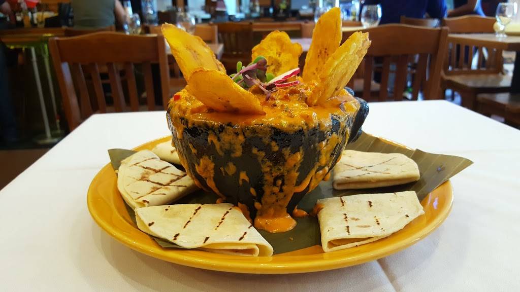 Papasito | restaurant | 223 Dyckman St, New York, NY 10034, USA | 2125440001 OR +1 212-544-0001