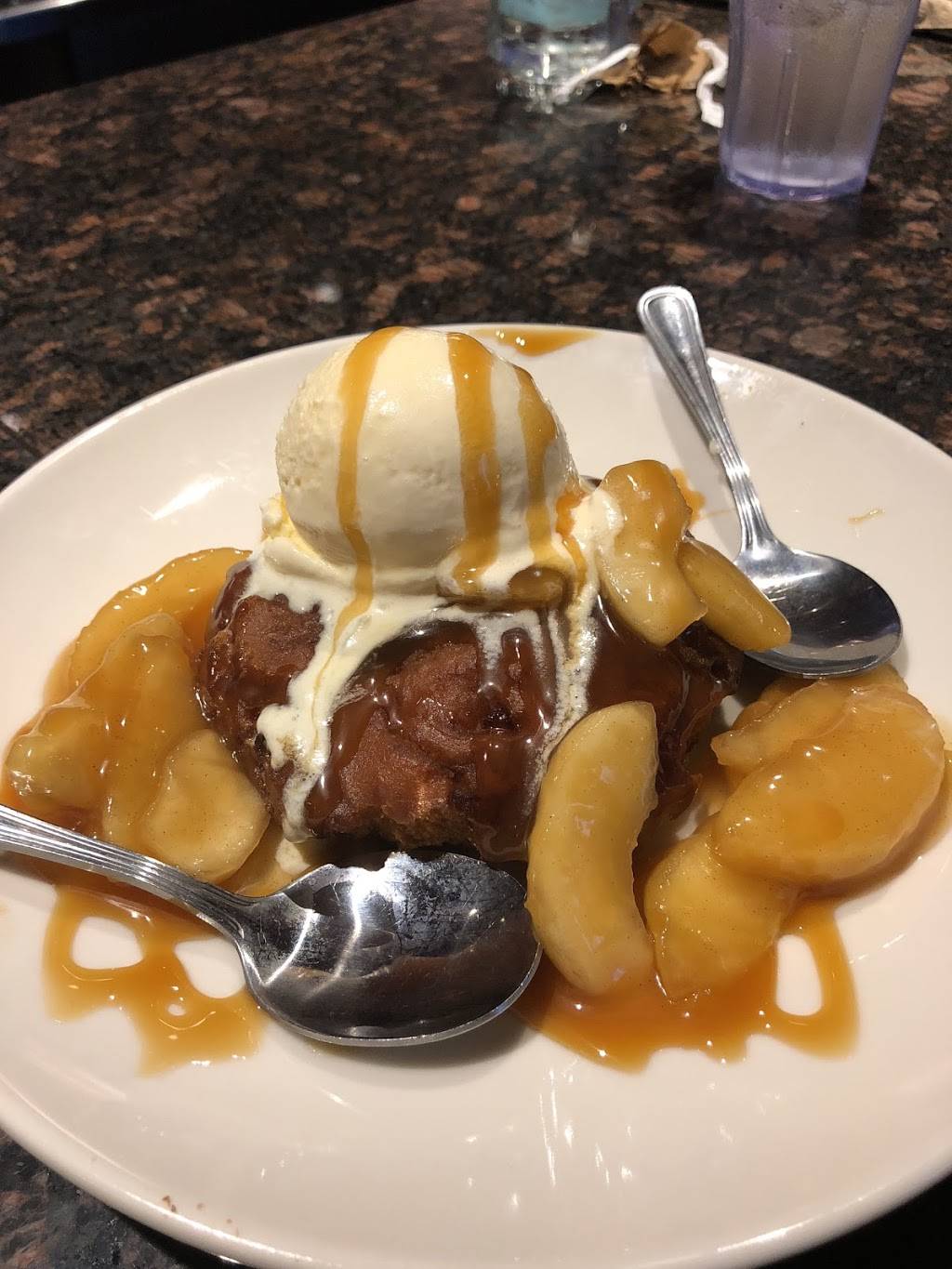 Applebees Grill + Bar | restaurant | 8025 Twelve Mile Rd, Warren, MI 48093, USA | 5865741833 OR +1 586-574-1833