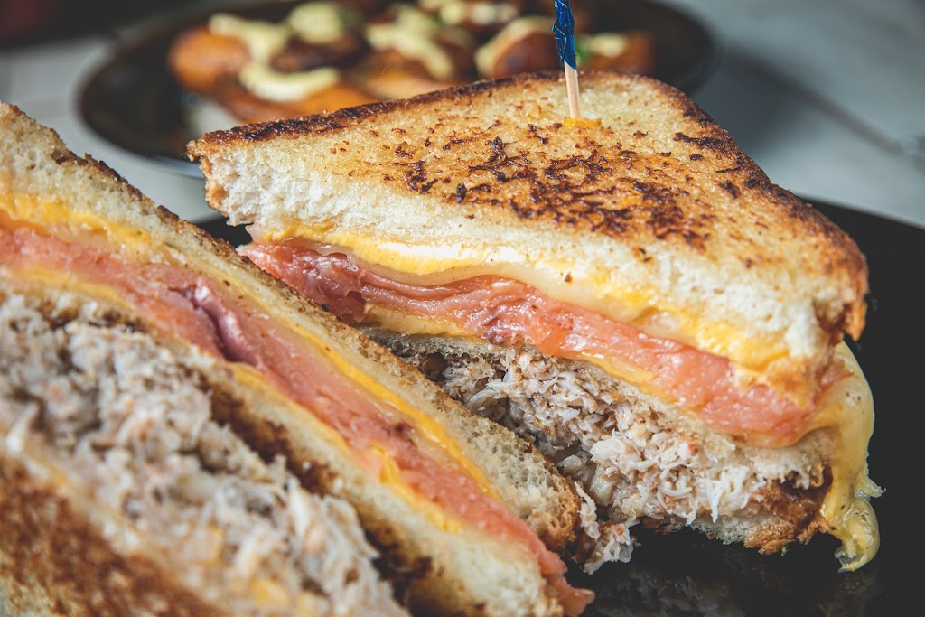 Tasty Caribbean Seafood | restaurant | 403 E Main St, Tomball, TX 77375, USA | 3464614693 OR +1 346-461-4693