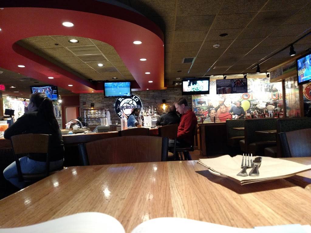 Applebees Grill + Bar | restaurant | 2656 Delaware Ave, Buffalo, NY 14216, USA | 7168769153 OR +1 716-876-9153