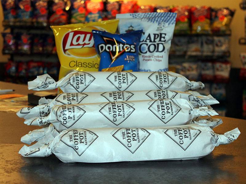 The Coffee Pot Sandwich Shop | restaurant | 652 Broadway, Bangor, ME 04401, USA | 2079902633 OR +1 207-990-2633