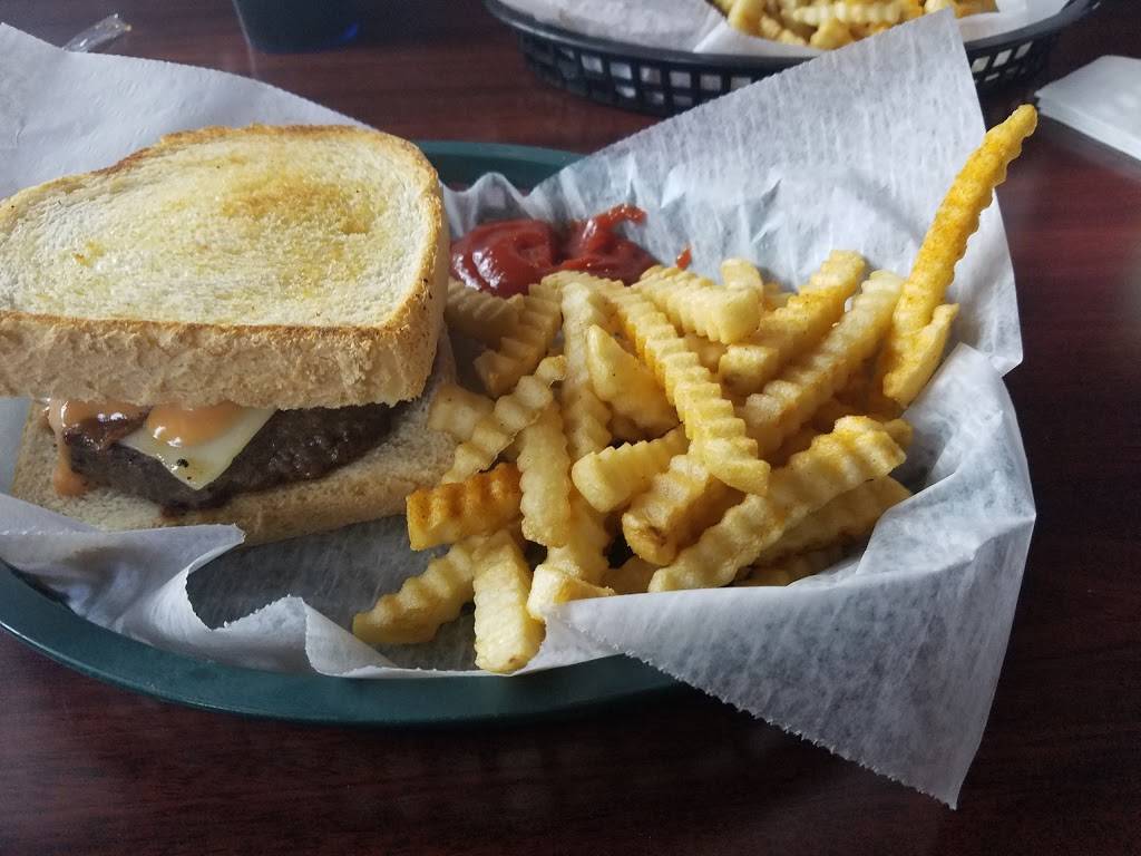 OLine sports grill | restaurant | 2813 N Hurstbourne Pkwy #101, Louisville, KY 40223, USA | 5023846171 OR +1 502-384-6171