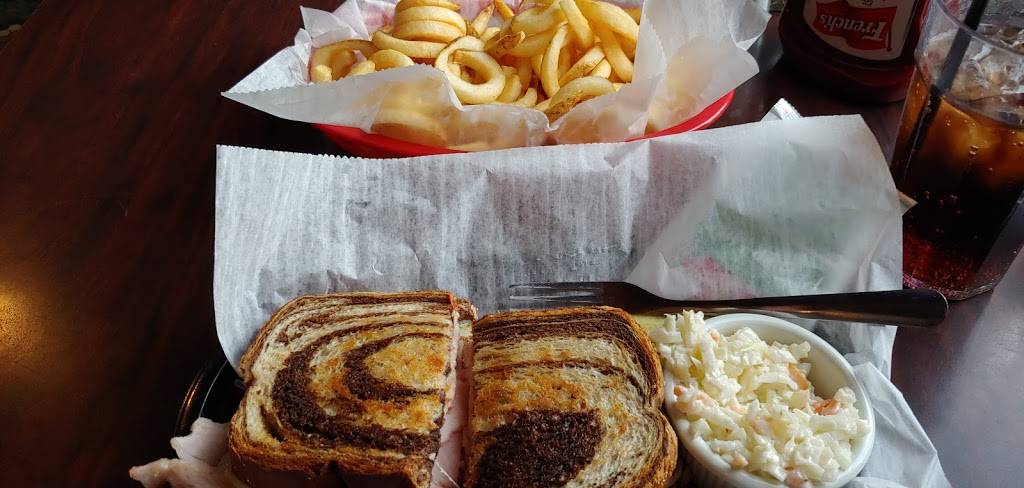 Tiffanys Food & Spirits | meal takeaway | 656 S Main St, Frankenmuth, MI 48734, USA | 9896526881 OR +1 989-652-6881