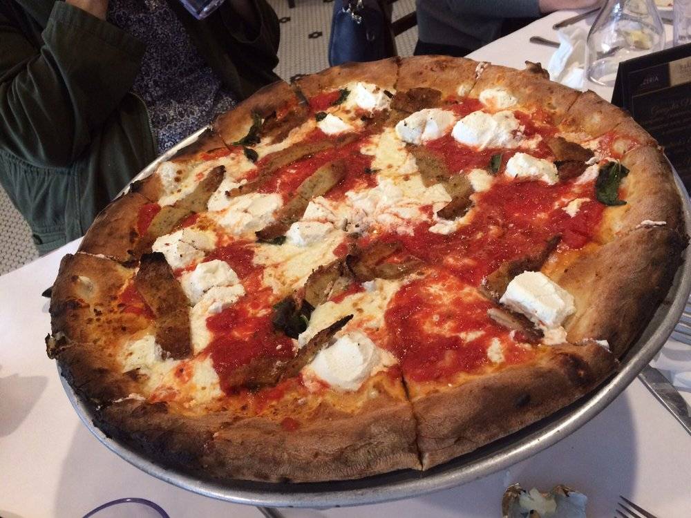 The Pizza Box | restaurant | 15 Huntington St, Shelton, CT 06484, USA | 2035138040 OR +1 203-513-8040