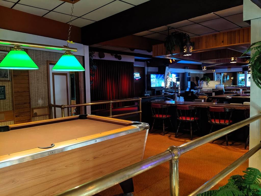 Florian II Supper Club | restaurant | 8048 WI-57, Baileys Harbor, WI 54202, USA | 9208392361 OR +1 920-839-2361