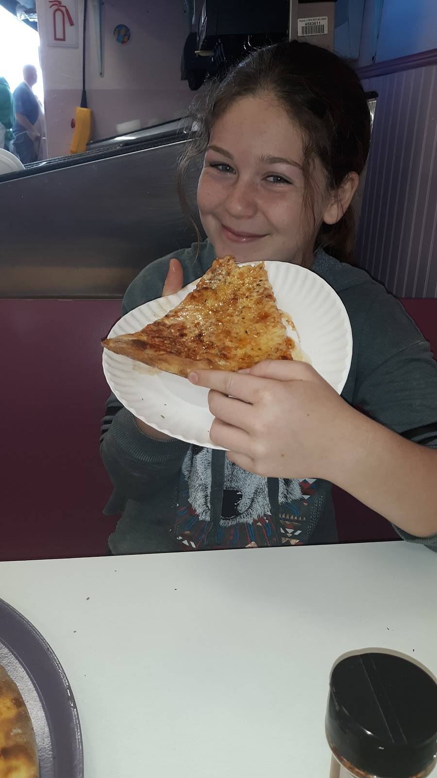 Macks Pizza | restaurant | 3218 Boardwalk, Wildwood, NJ 08260, USA | 6095226166 OR +1 609-522-6166