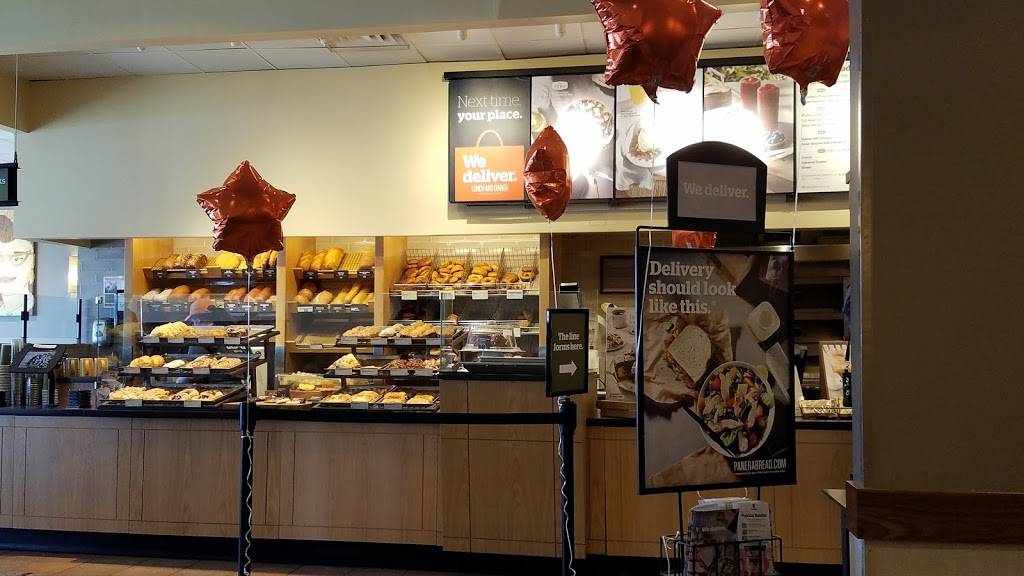 Panera Bread | cafe | 1345 Lincoln Hwy, Levittown, PA 19056, USA | 2152690522 OR +1 215-269-0522