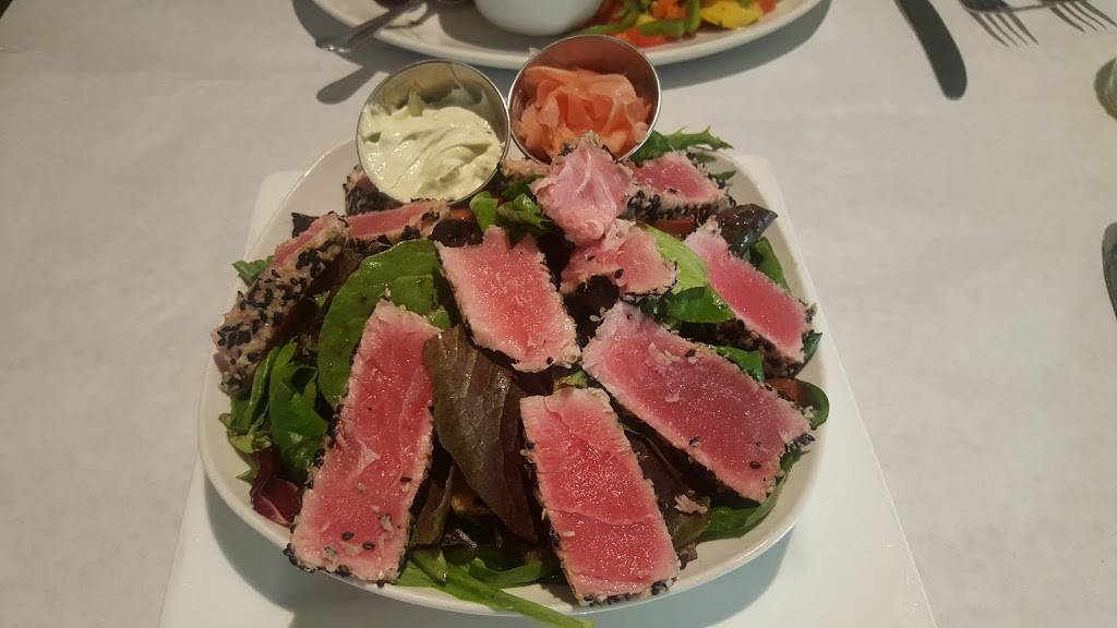 Ricks Desert Grill | restaurant | 1596 N Palm Canyon Dr, Palm Springs, CA 92262, USA | 7603252127 OR +1 760-325-2127