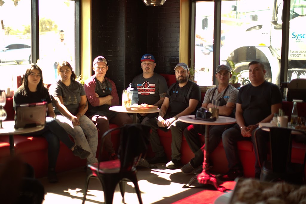 The Parlour | restaurant | 616 E Carson Ave Suite #140, Las Vegas, NV 89101, USA | 7028245995 OR +1 702-824-5995