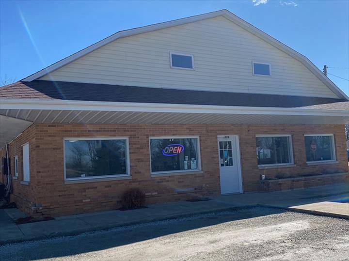 Peggy Sues Restaurant And Bake Shop | restaurant | 310 Railroad Ave, Buckley, IL 60918, USA | 2173942686 OR +1 217-394-2686