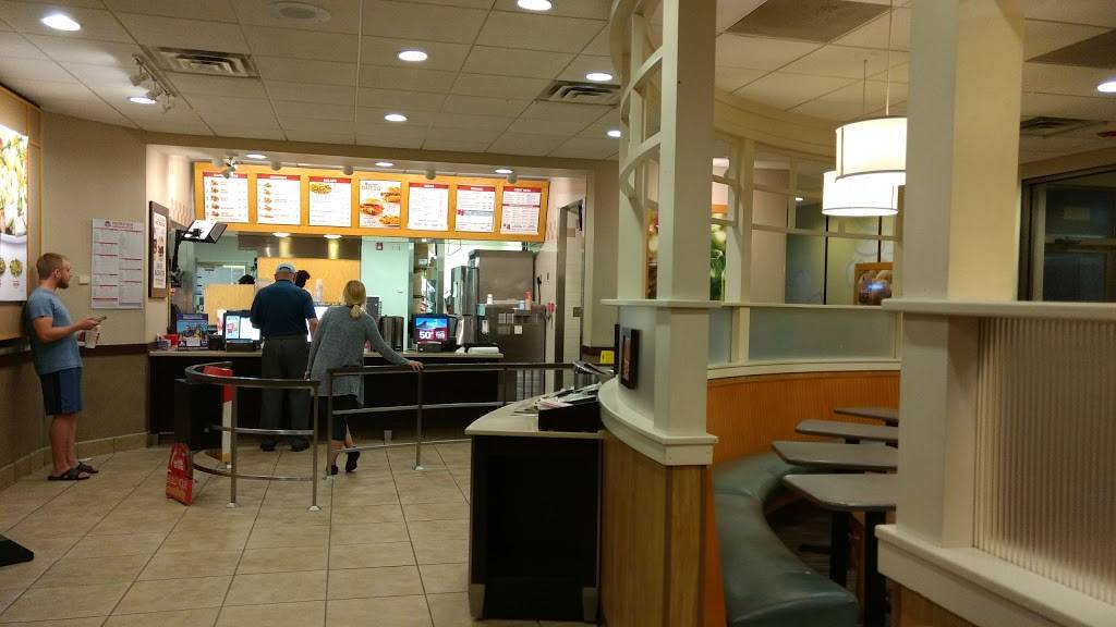 Wendys | restaurant | 3413 Horizon Blvd, Feasterville-Trevose, PA 19053, USA | 2153554647 OR +1 215-355-4647