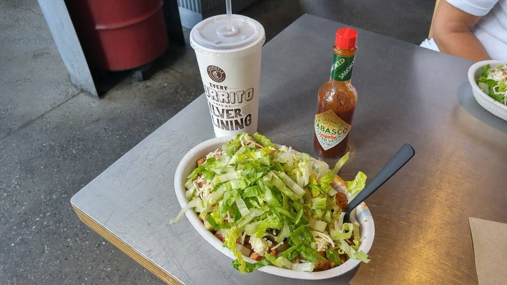 Chipotle Mexican Grill | restaurant | 1420 Westover Terrace Ste A, Greensboro, NC 27408, USA | 3362725503 OR +1 336-272-5503