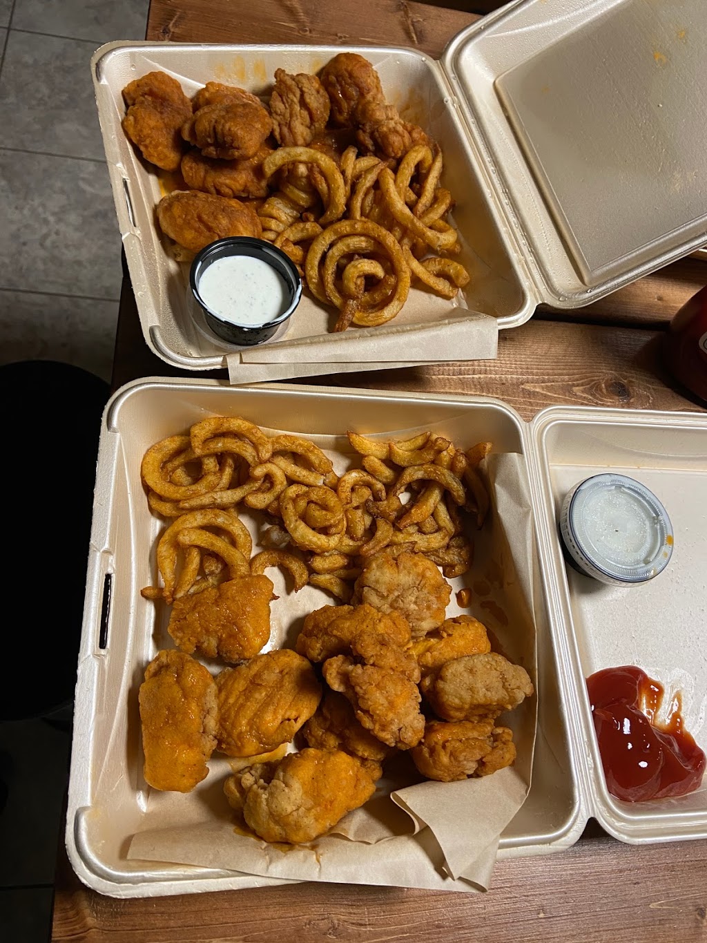 Its Just Wings | restaurant | 285 Daniel Webster Hwy, Nashua, NH 03060, USA | 4694801021 OR +1 469-480-1021