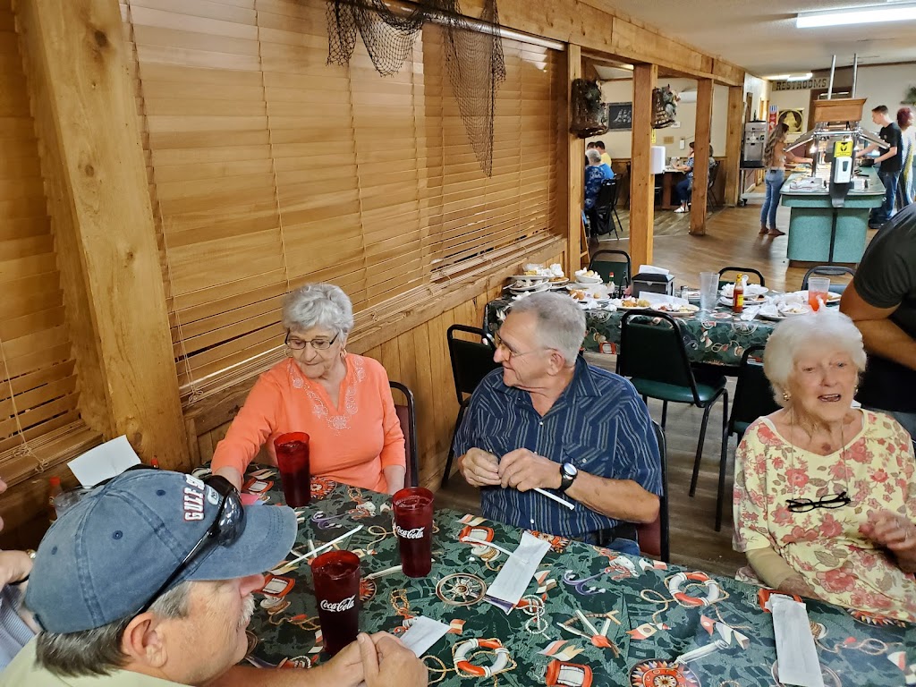 Country Village Catfish and Seafood | restaurant | 158 Knight Haven Cir, Star City, AR 71667, USA | 8706283333 OR +1 870-628-3333