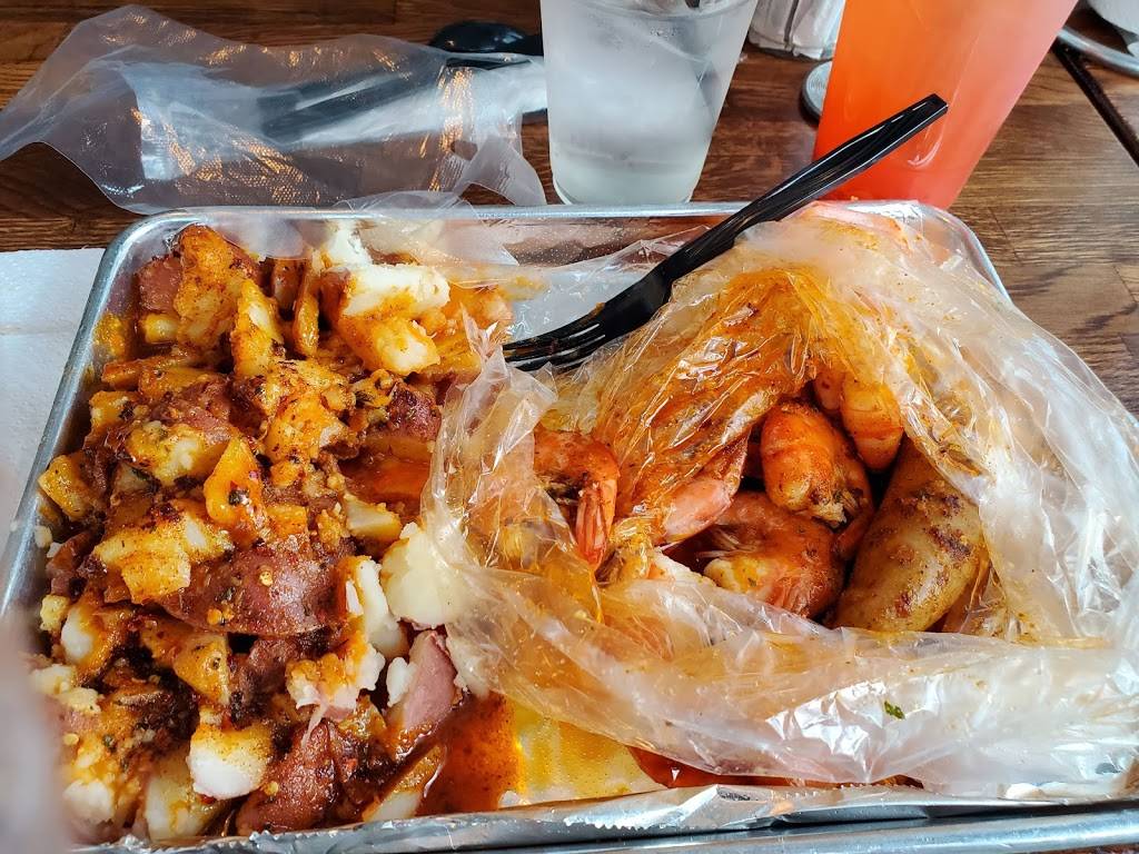 Krab Queenz Seafood & Daiquiris | restaurant | 1111 S Hope St, Los Angeles, CA 90015, USA | 2136748020 OR +1 213-674-8020