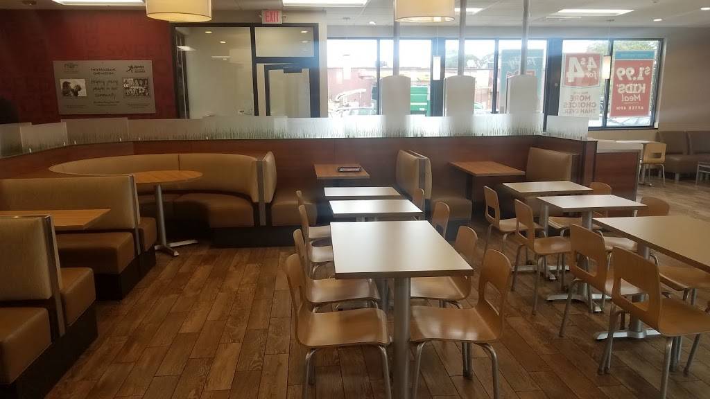 Wendys | restaurant | 14 Condlin Dr, Randolph, MA 02368, USA | 7819612838 OR +1 781-961-2838