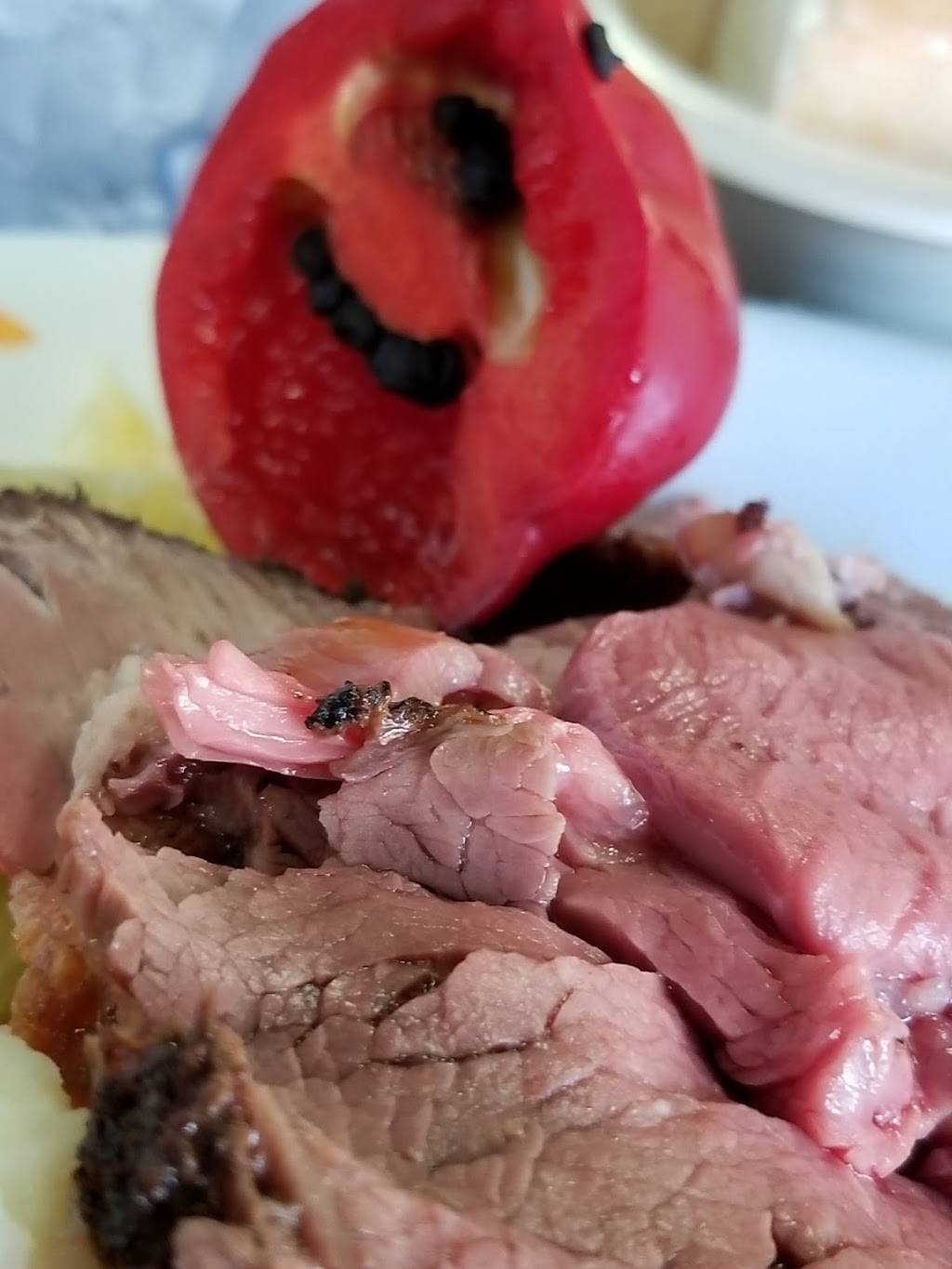 Bogys Hofbrau | restaurant | 207 Linden Ave, South San Francisco, CA 94080, USA | 6508733434 OR +1 650-873-3434