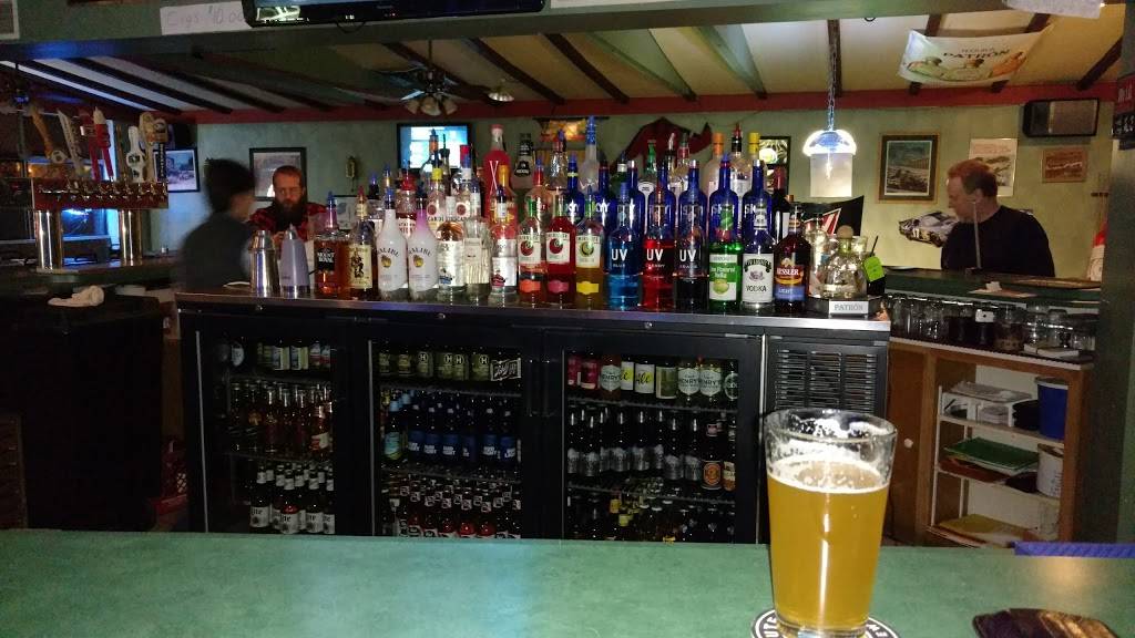 Lincoln Street Sports Bar | restaurant | 191 Lincoln St, Elkhart Lake, WI 53020, USA | 9208764900 OR +1 920-876-4900