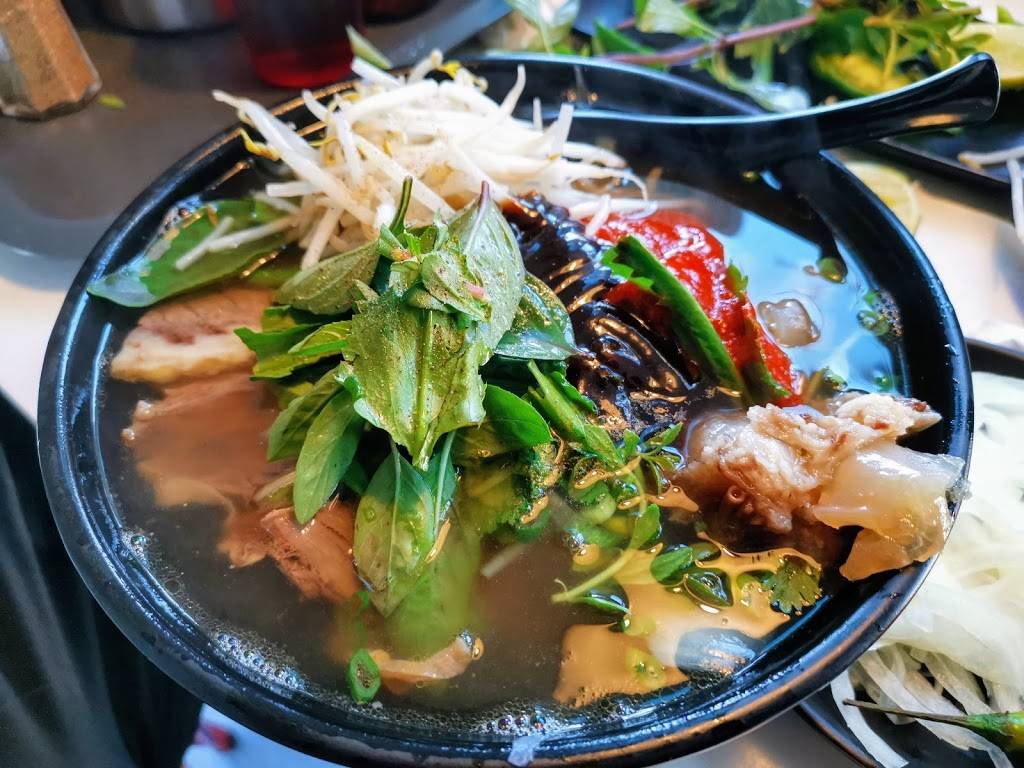 Phoholic | restaurant | 14932 Bushard St, Westminster, CA 92683, USA | 7147338822 OR +1 714-733-8822