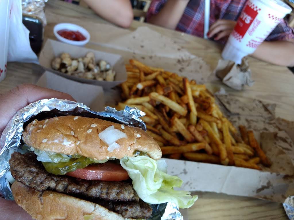 Five Guys | meal takeaway | 2730 Portico Way, Oxnard, CA 93036, USA | 8059885022 OR +1 805-988-5022
