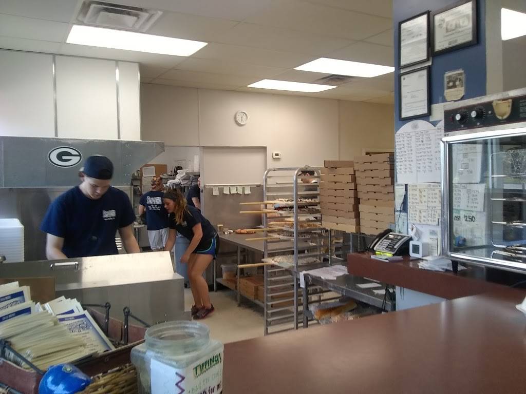 Crossroads II Pizza & Subs | meal takeaway | 13976 W Beloit Rd, New Berlin, WI 53151, USA | 4144256660 OR +1 414-425-6660