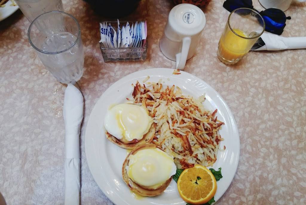 Courtyard Restaurant | restaurant | 230 S Main St, Galena, IL 61036, USA | 8157770090 OR +1 815-777-0090