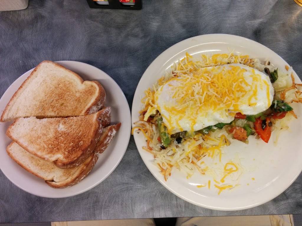 Blackerbys Hangar 5 Restaurant and First Class Catering | restaurant | 4770 Ray Boll Blvd Ste 3, Columbus, IN 47203, USA | 8123784010 OR +1 812-378-4010