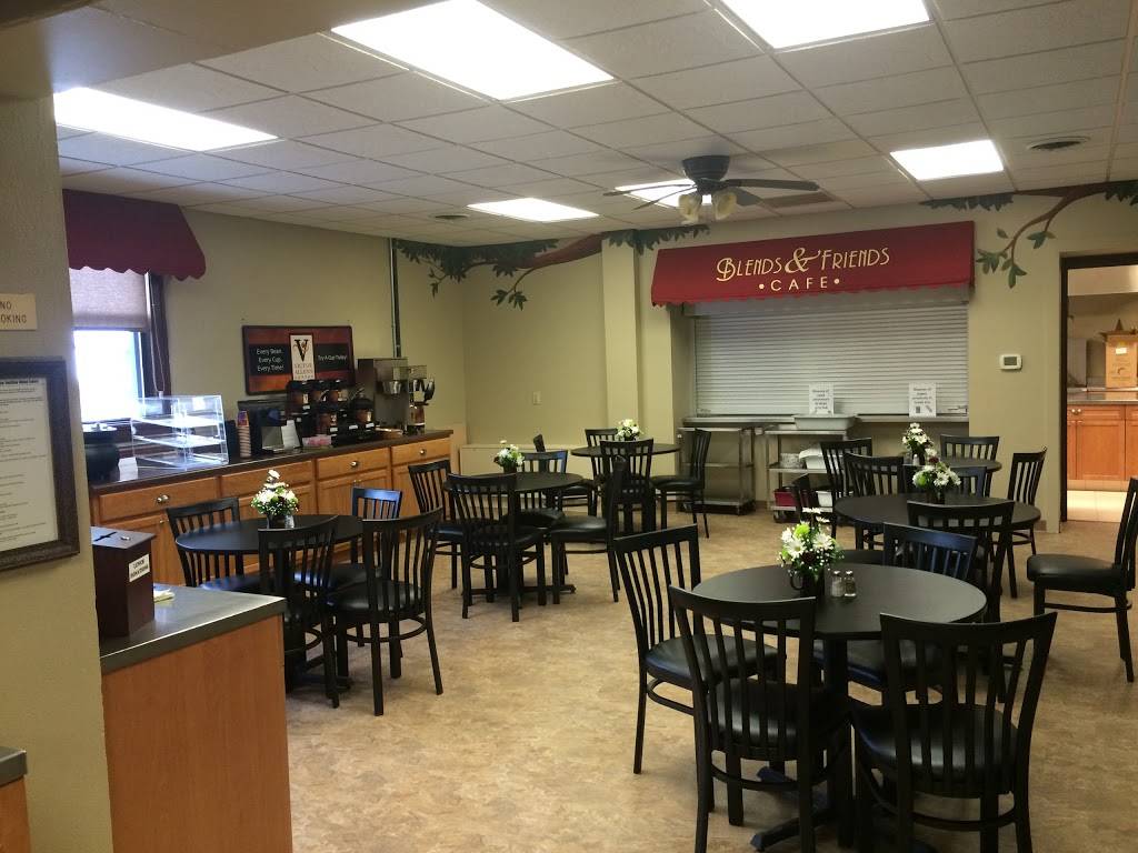 Blends & Friends Cafe | restaurant | 1113 10th St, Monroe, WI 53566, USA | 6083289499 OR +1 608-328-9499