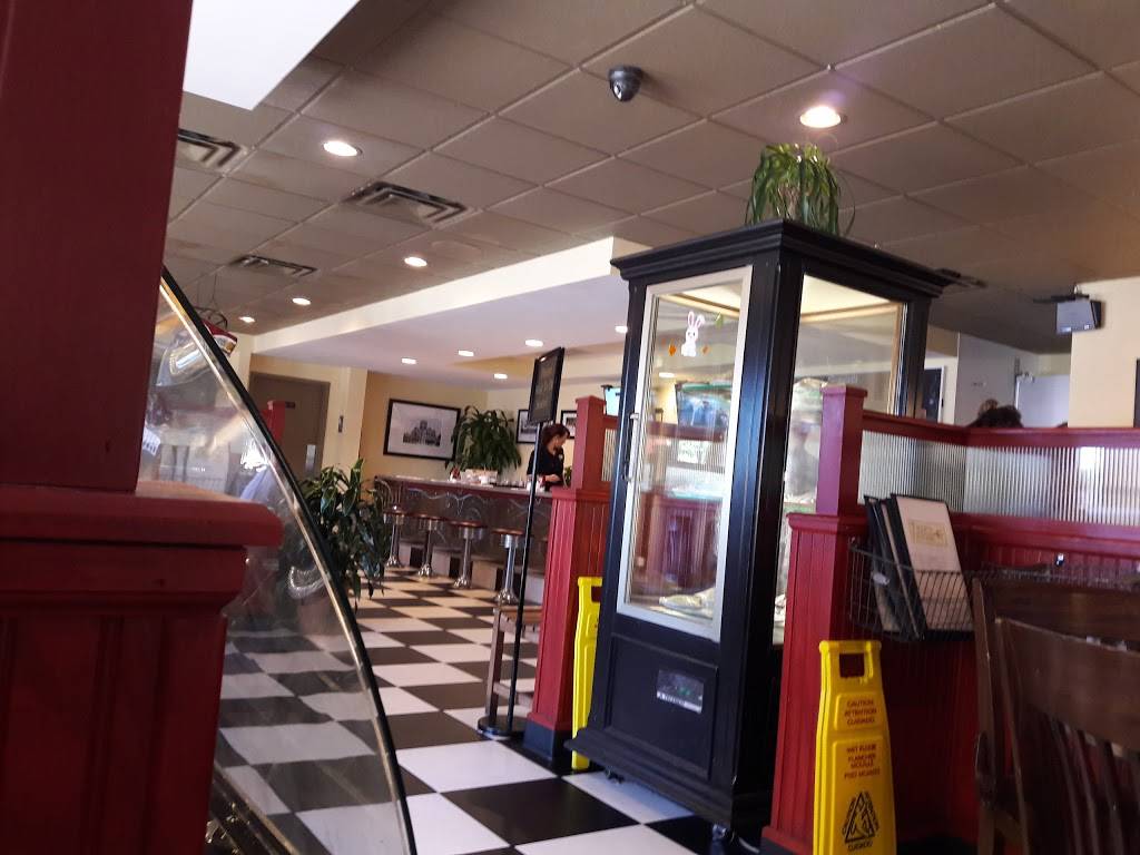 Trips Diner | bakery | 10555 Park Blvd N, Seminole, FL 33772, USA | 7276230907 OR +1 727-623-0907