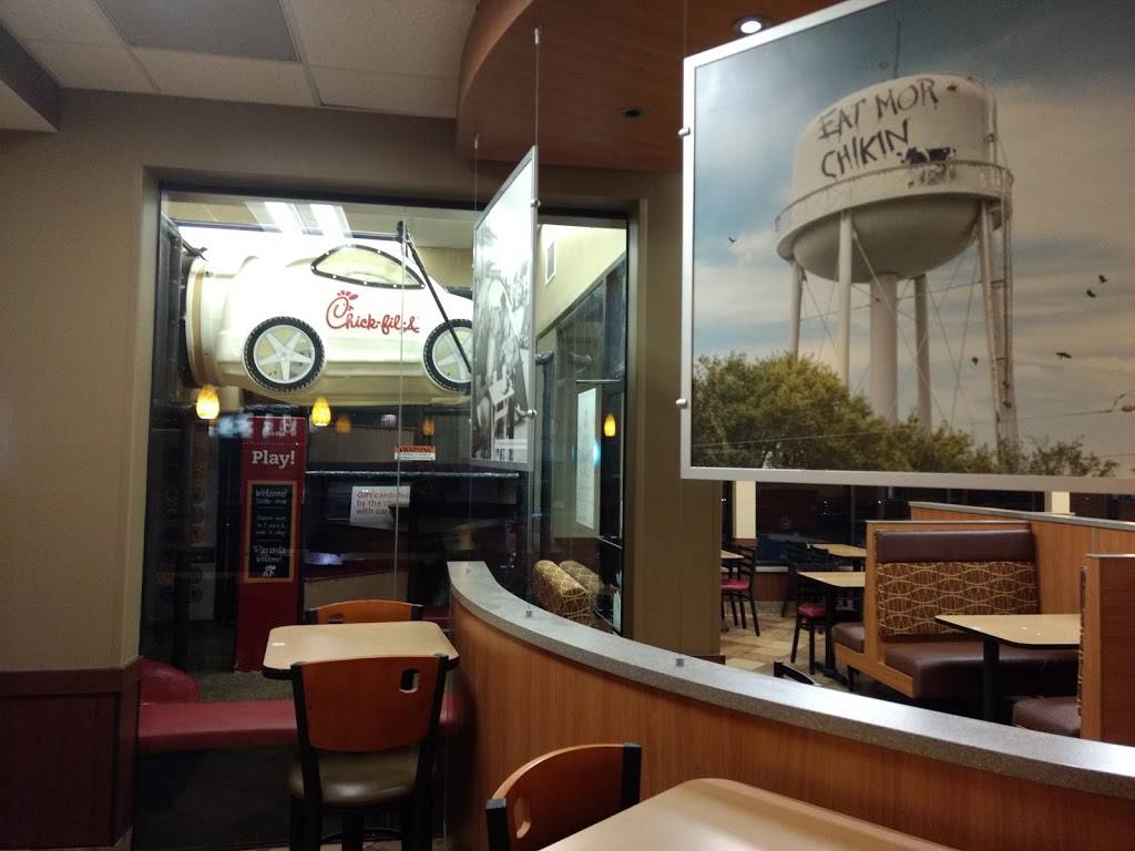 Chick-fil-A | restaurant | 6501 NW Barry Rd, Kansas City, MO 64154, USA | 8165870411 OR +1 816-587-0411