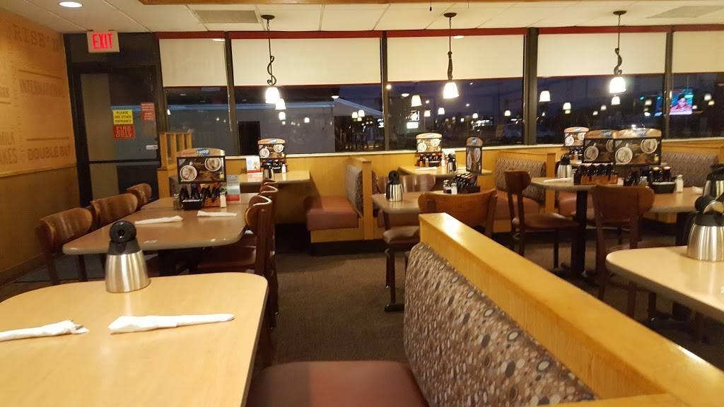 IHOP | bakery | 13061 N Cleveland Ave, North Fort Myers, FL 33903, USA | 2396525800 OR +1 239-652-5800