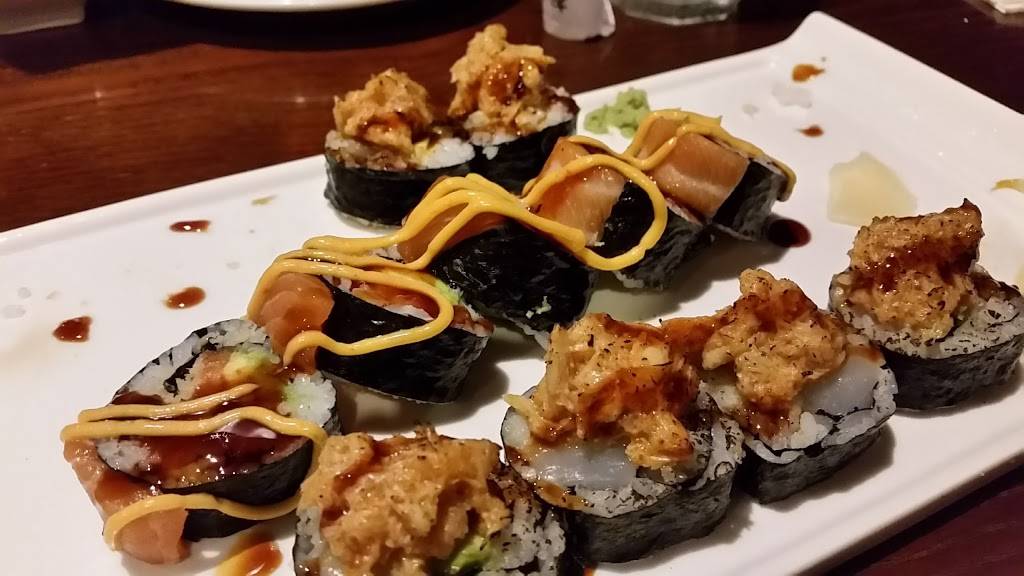 Amarit Thai and Sushi | restaurant | 600 S Dearborn St, Chicago, IL 60605, USA | 3129391179 OR +1 312-939-1179