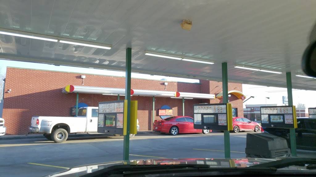 Sonic Drive-In | restaurant | 400 Highway 46 South, Dickson, TN 37055, USA | 6154465722 OR +1 615-446-5722