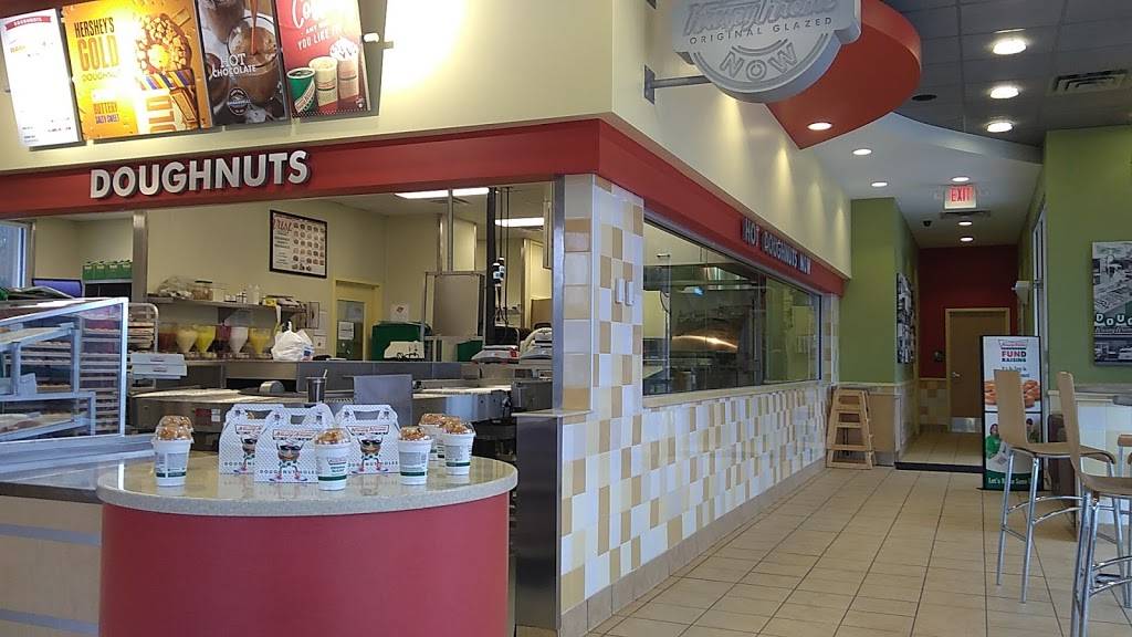 Krispy Kreme | bakery | 12648 Jefferson Ave, Newport News, VA 23602, USA | 7578750260 OR +1 757-875-0260