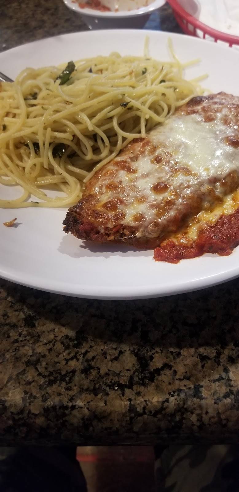 Portofinos Italian Restaurant Krum TX | restaurant | 208 W McCart St, Krum, TX 76249, USA | 9404823871 OR +1 940-482-3871