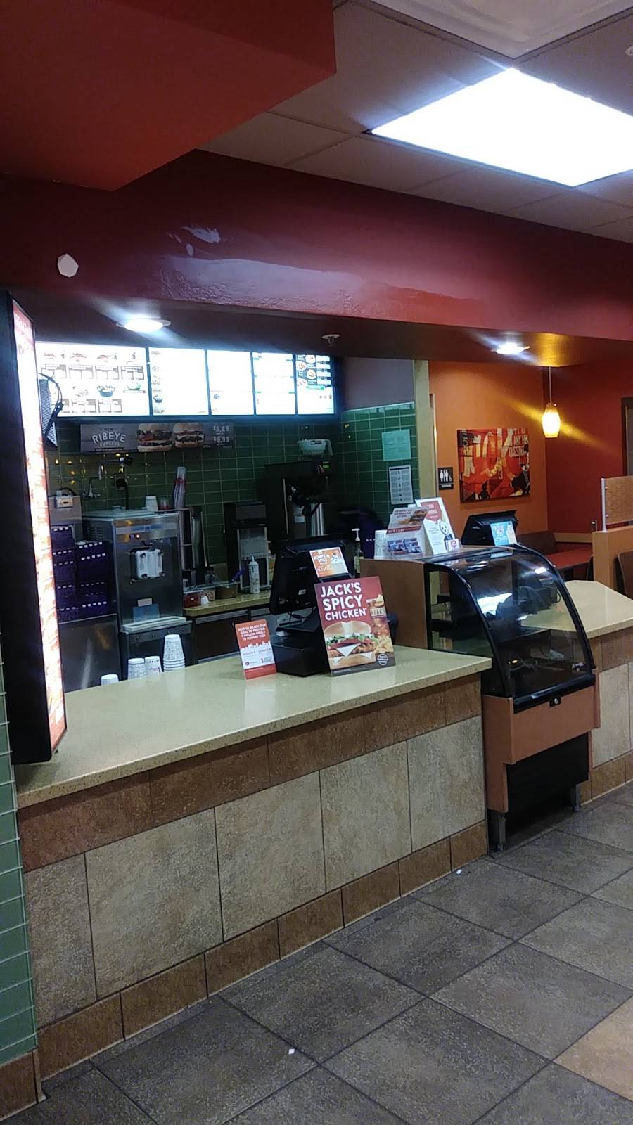 Jack in the Box | restaurant | 1641 Trancas St, Napa, CA 94558, USA | 7072527015 OR +1 707-252-7015