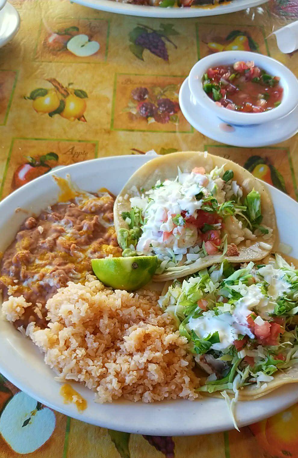 Robertos Restaurant | restaurant | 200 D St, Wheatland, CA 95692, USA | 5306332474 OR +1 530-633-2474