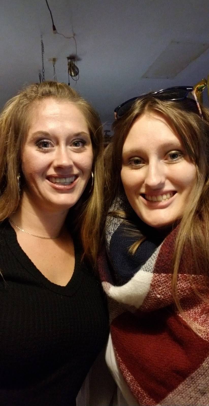 Roys Hideaway | restaurant | 32 W Gillet, Preston, IA 52069, USA | 5636894661 OR +1 563-689-4661