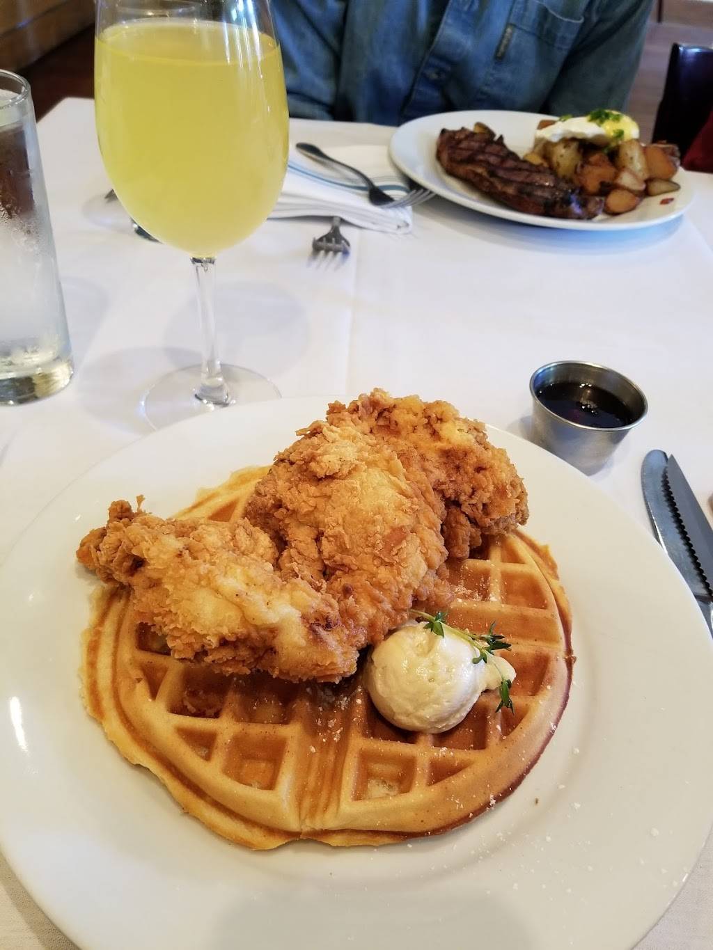 Apolline | restaurant | 4729 Magazine St, New Orleans, LA 70115, USA | 5048948881 OR +1 504-894-8881