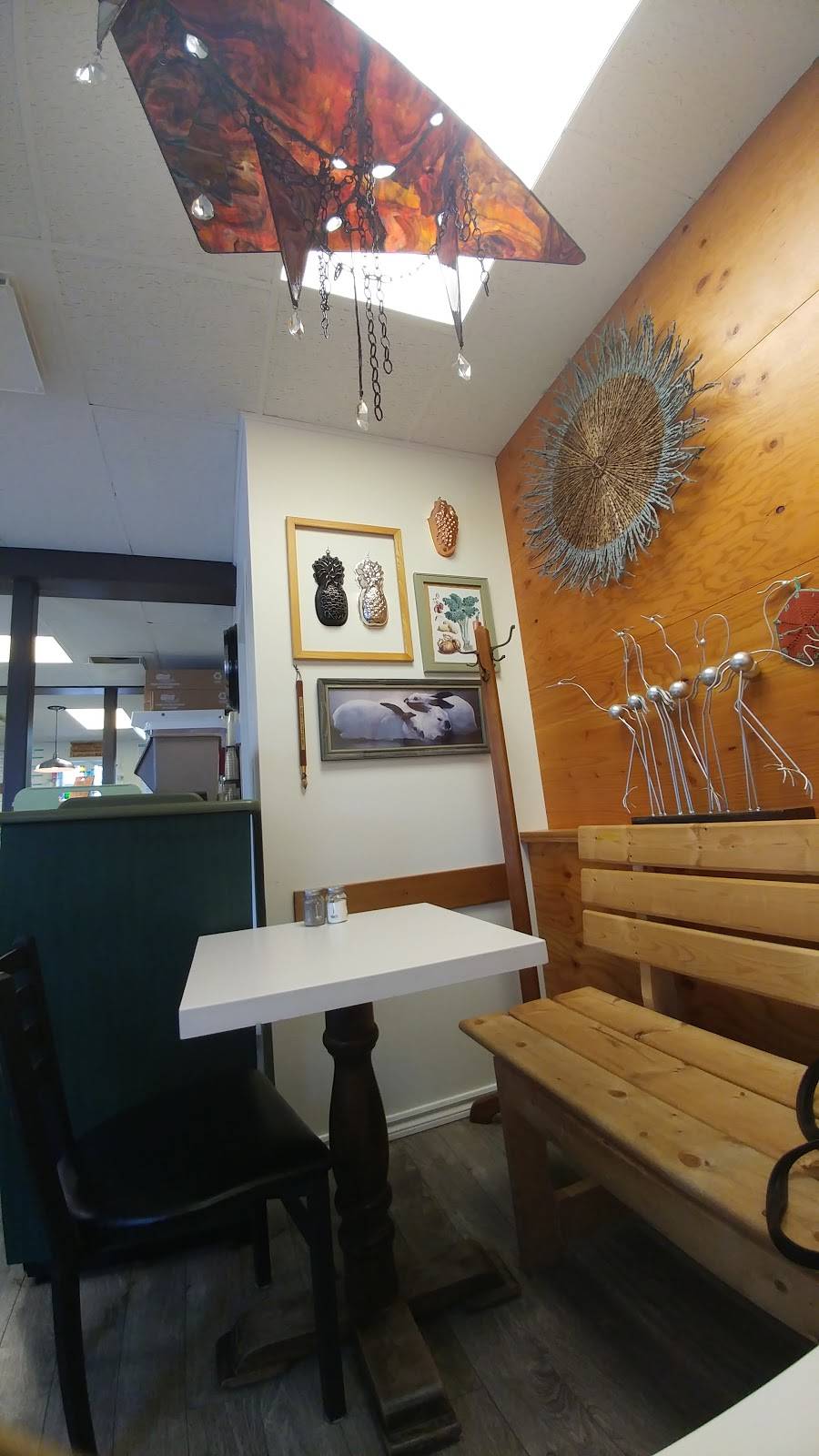 La Shoppe saladebar & granola | restaurant | 14 Rue Tourigny local 1, Victoriaville, QC G6P 4C4, Canada | 8196046070 OR +1 819-604-6070