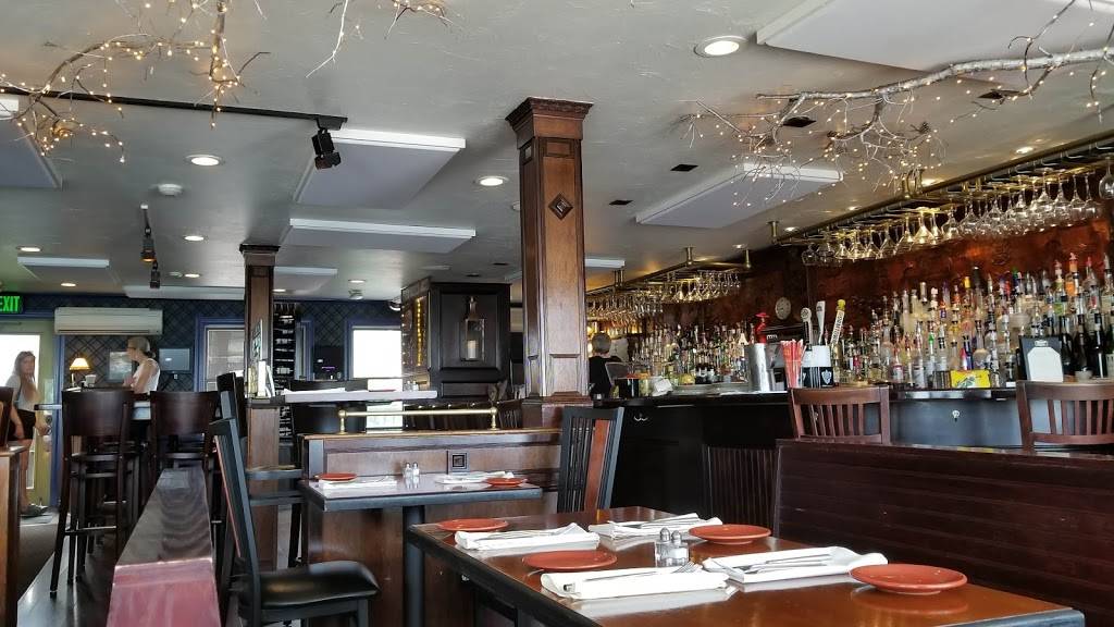 The Mews Restaurant & Cafe | cafe | 429 Commercial St, Provincetown, MA 02657, USA | 5084871500 OR +1 508-487-1500