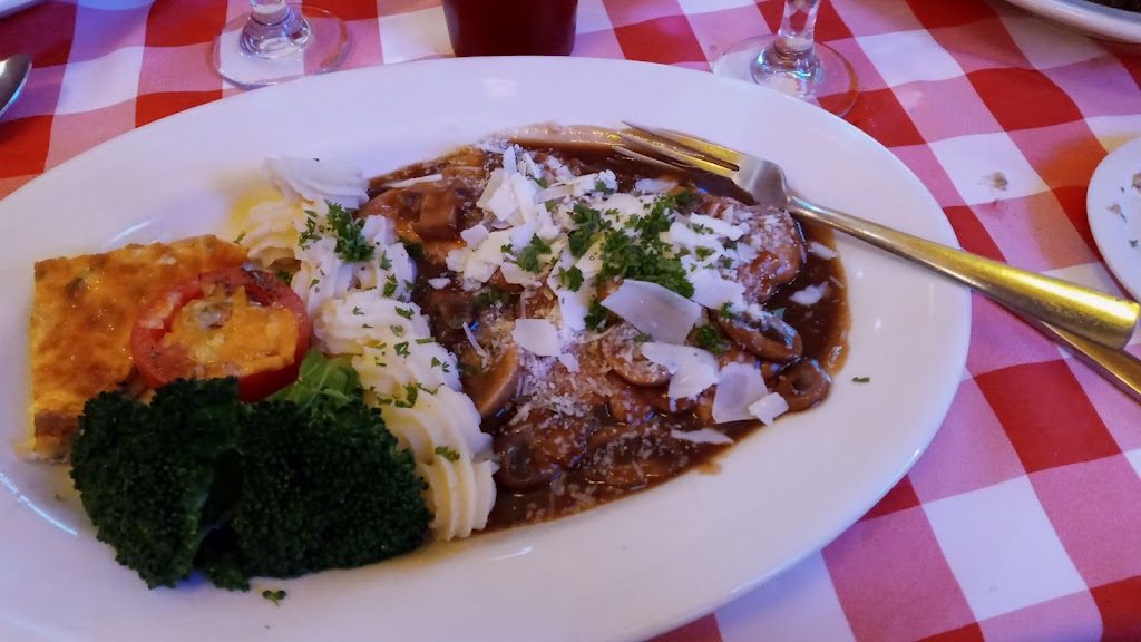 Tavern at the Lodge | restaurant | 5952 Main St, Bonners Ferry, ID 83805, USA | 2082677268 OR +1 208-267-7268