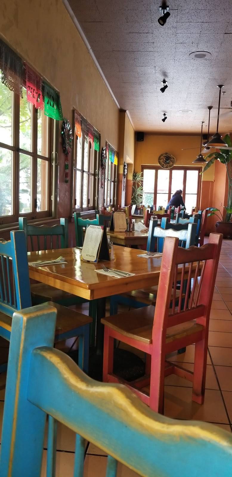 Pacifico Restaurante Mexicano | restaurant | 1237 Lincoln Ave, Calistoga, CA 94515, USA | 7079424400 OR +1 707-942-4400