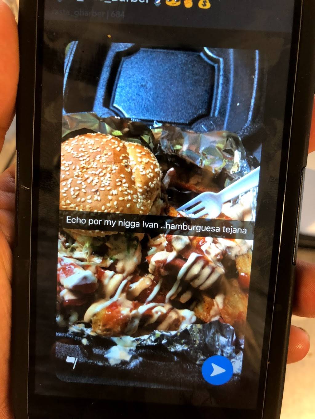 Wichos burger | restaurant | Detroit, MI 48209, USA | 3137668082 OR +1 313-766-8082